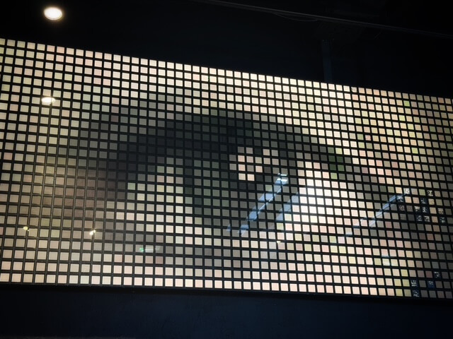 Illustration zum Artikel über Herrn Meyer, einen Hörgeräte-Nutzer, auf die-hörgräte.de